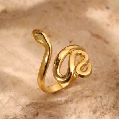 bague en forme de serpent en acier inoxydable