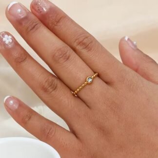 bague fine tendance avec pierre oxyde zirconium blanc