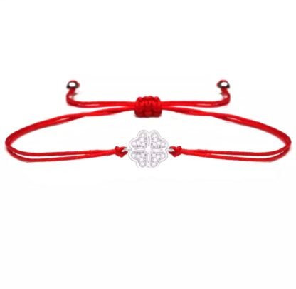 bracelet trefle avec cordon