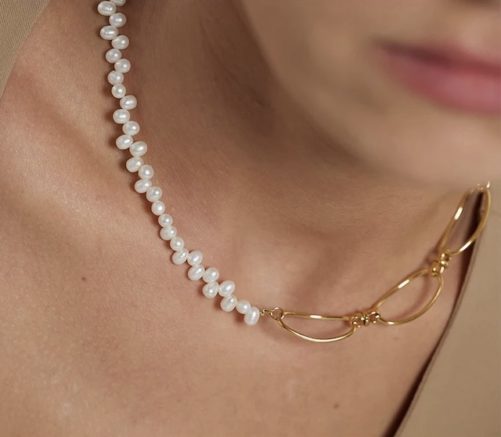 collier avec perles original