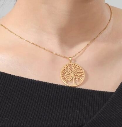 collier pendentif rond arbre de vie