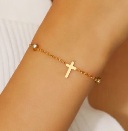 bracelet croix cadeau