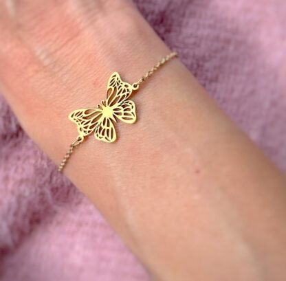 bracelet acier avec papillon