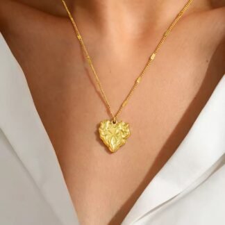 collier avec pendentif coeur acier inoxydable